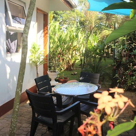 Garden Hut Apartment Victoria Luaran gambar