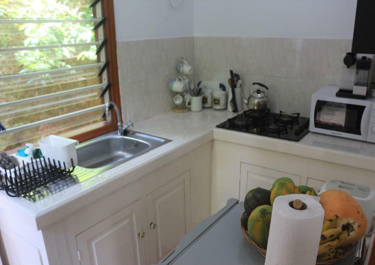 Garden Hut Apartment Victoria Luaran gambar