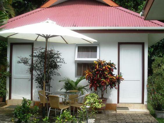 Garden Hut Apartment Victoria Luaran gambar